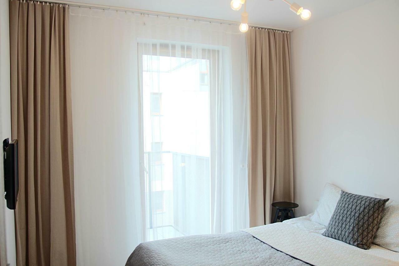 Shoq Studio Nice Apartment With Private Parking Krakow Dış mekan fotoğraf